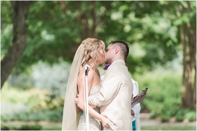 belmont-manor-boho-summer-wedding-lauren-c-photography-65