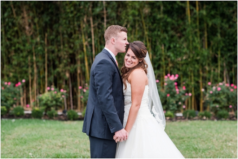 la-banque-sea-plane-base-waterfront-rainy-wedding-117