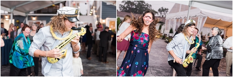 la-banque-sea-plane-base-waterfront-rainy-wedding-147