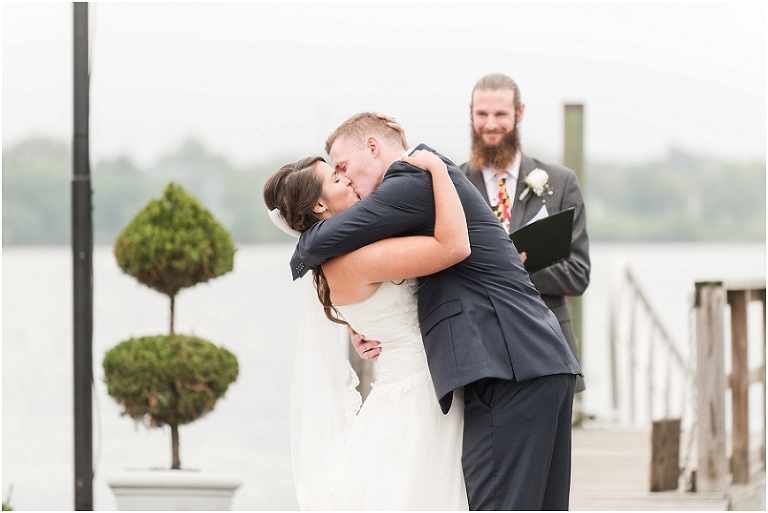 la-banque-sea-plane-base-waterfront-rainy-wedding-63