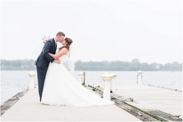 la-banque-sea-plane-base-waterfront-rainy-wedding-82