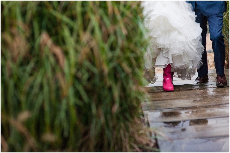 chesapeake-bay-beach-club-nautical-rainy-wedding-121