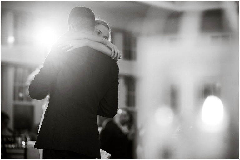 chesapeake-bay-beach-club-nautical-rainy-wedding-144