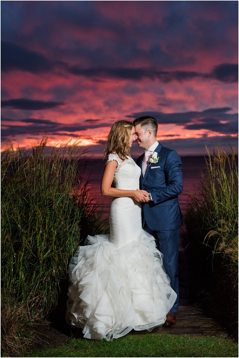 chesapeake-bay-beach-club-nautical-rainy-wedding-151