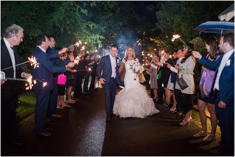 chesapeake-bay-beach-club-nautical-rainy-wedding-218