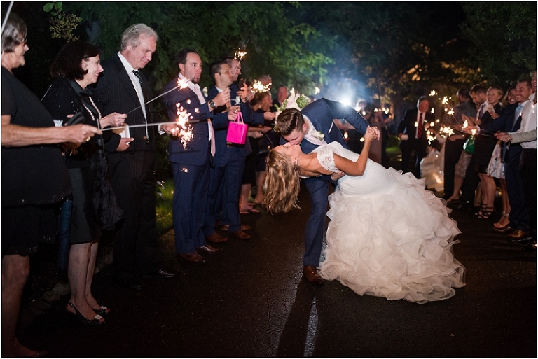 chesapeake-bay-beach-club-nautical-rainy-wedding-219