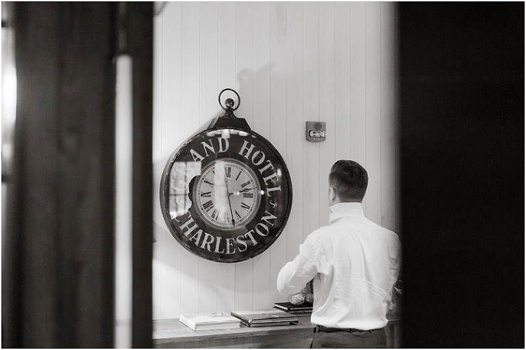 chesapeake-bay-beach-club-nautical-rainy-wedding-23