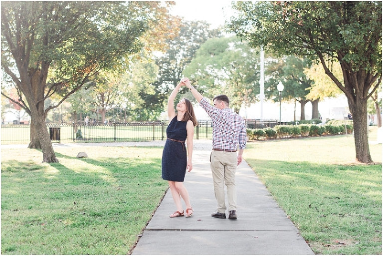 baltimore-federal-hill-fall-engagement-lauren-c-photography-sarah-patrick-16