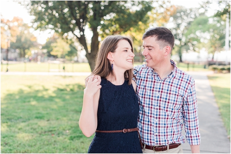 baltimore-federal-hill-fall-engagement-lauren-c-photography-sarah-patrick-22